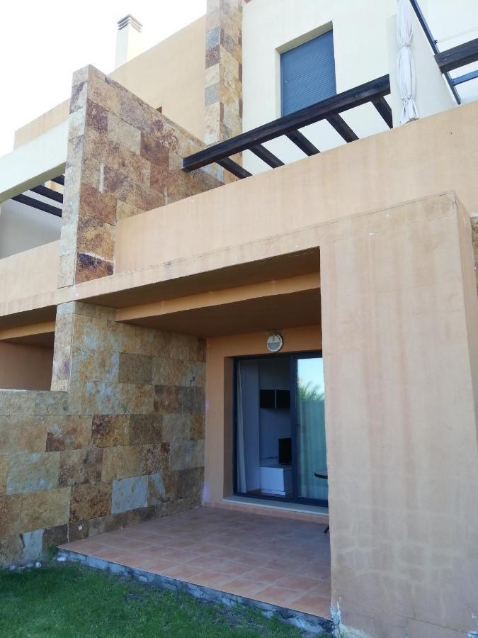 Bajo Con Jardin Propio En Valle Del Este Golf!! 베라 외부 사진